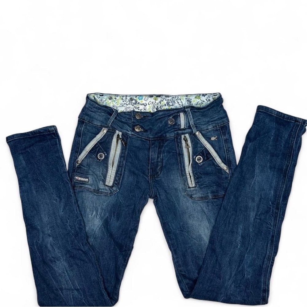 Stylish Blue Women's Jeans